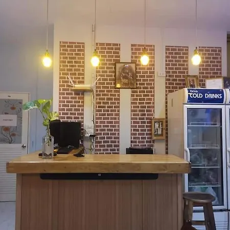Sun House Bkk Hotel